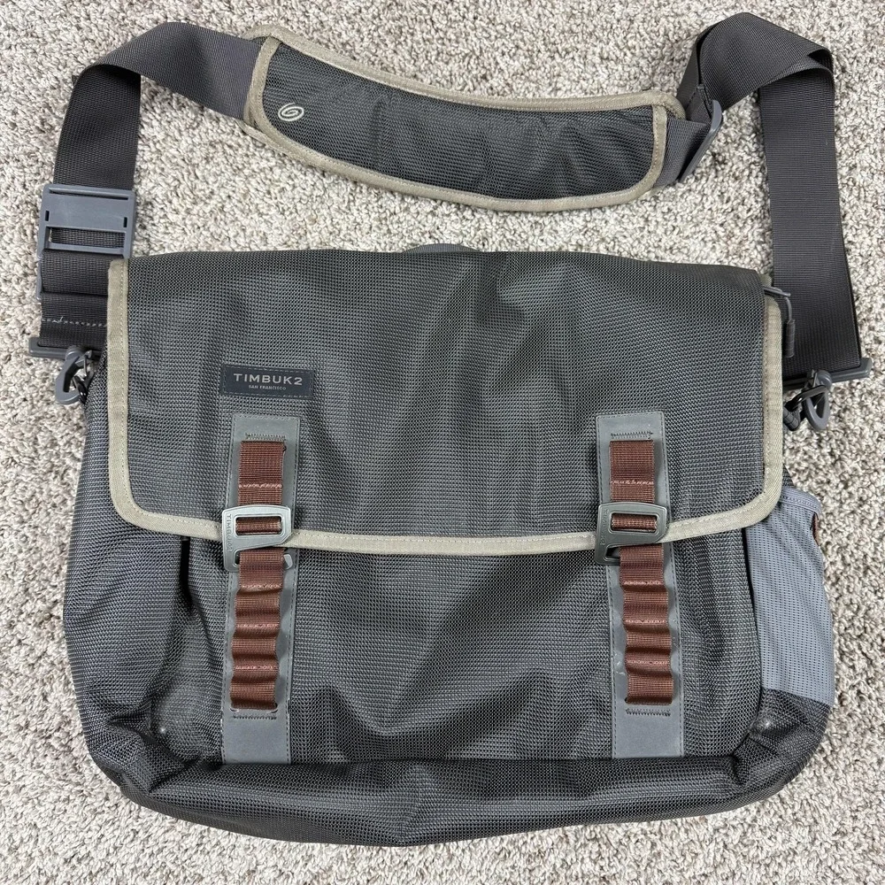 Timbuk2 Gray Messenger Bag 17